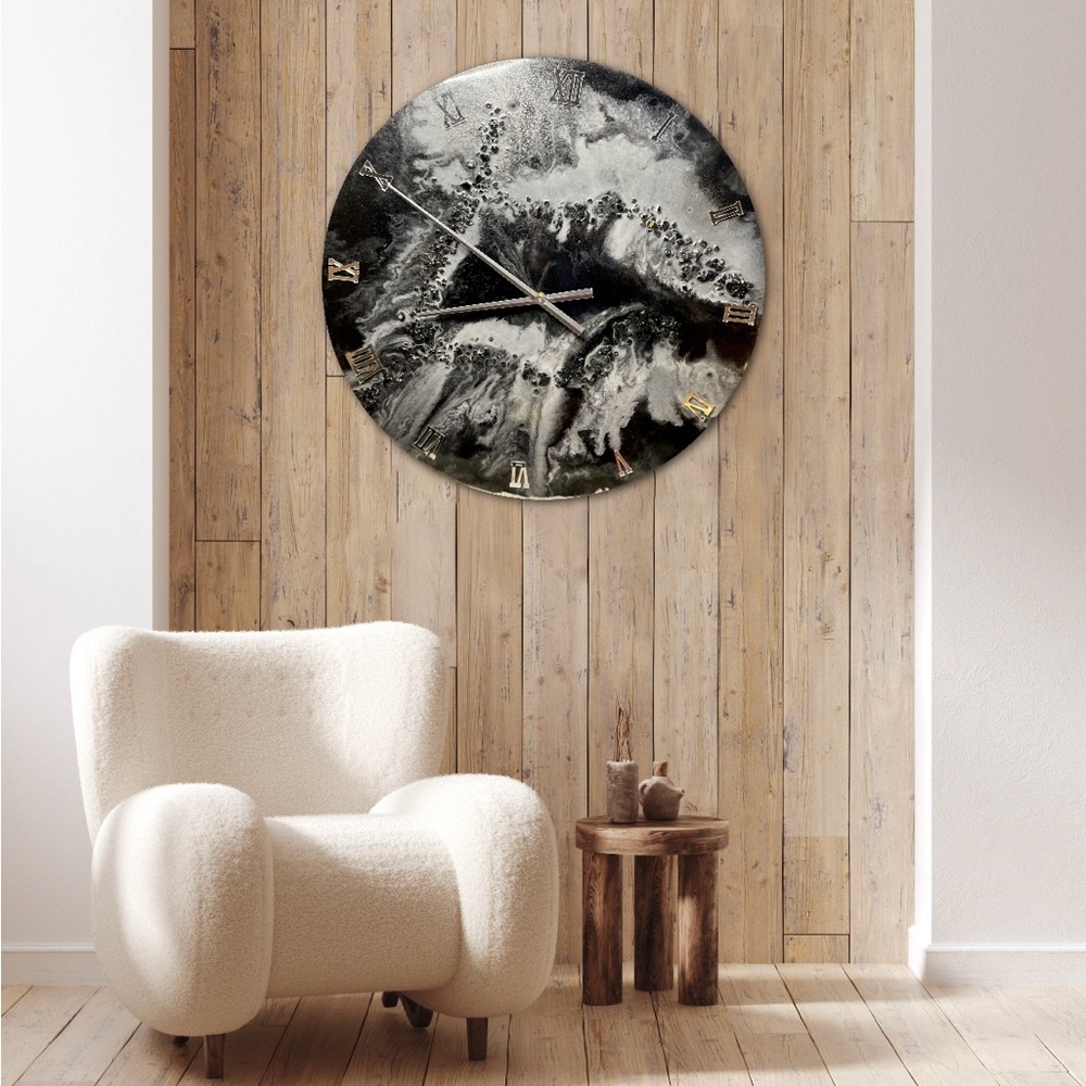 Wall Clock - Picture 13 of 16